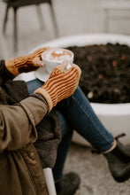 Load image into Gallery viewer, Hudson Mitts