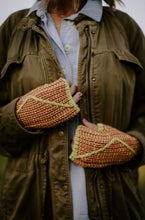 Load image into Gallery viewer, Long John Mitts